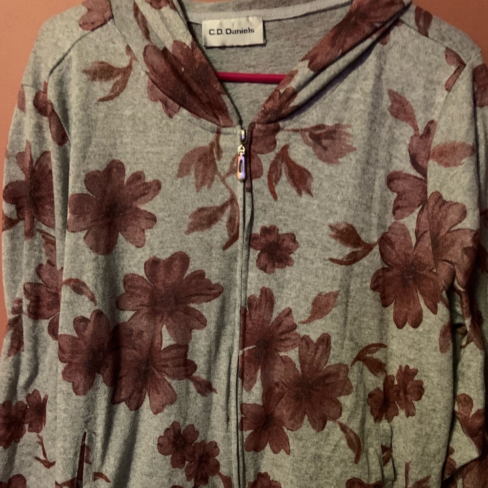 C.D. Daniels Floral zip up hoodie womens XL